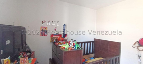 Imagen 11 de 30 de Apartamento En P/b De 3h, 2b, S/c En Venta En Cabudare, Resd. La Llovizna, Cod. 22-10621. Arnaldo López, Tlf. 04245257450, Lara, Venezuela