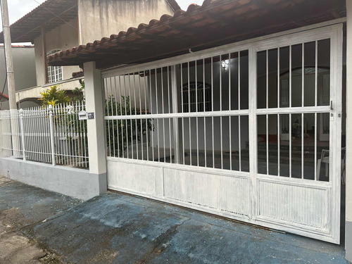 Casa Em Condomínio Fechado