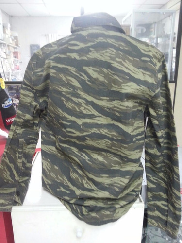 Imagem 3 de 4 de Camisa/ Jaqueta Old School Militar