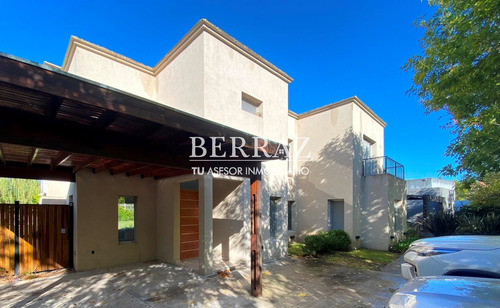 Casa En Venta En Santa Catalina, Villanueva, Tigre