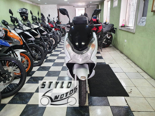 Imagem 7 de 8 de Honda Pcx