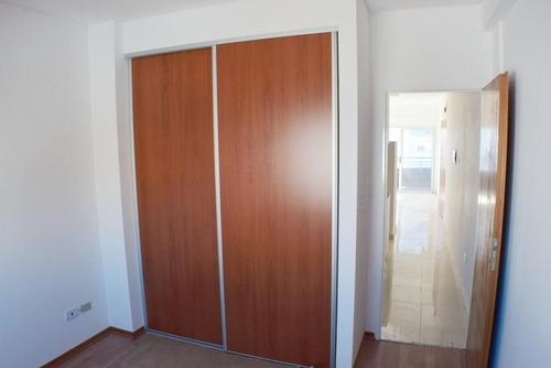 Imagen 9 de 12 de Departamento En Venta En Ramos Mejia Centro