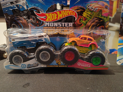 Monster Trucks Hot Wheels Vw Beetle Con Dragbus