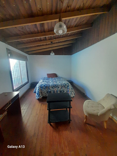 Amplia Y Confortable Casa Habitación En La Comuna De Ñuñoa