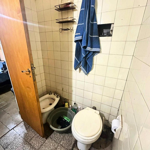 Venta Departamento De Pasillo De 1 Dormitorio Sometido A Ph En Barrio Arroyito
