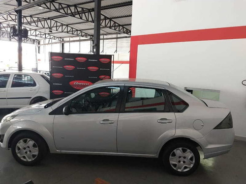 Ford - Fiesta Sedan 1.6 2014