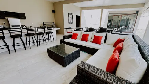 Casa En Venta Con Doble Seguridad En Lomas Country Club, Huixquilucan Edo Mex