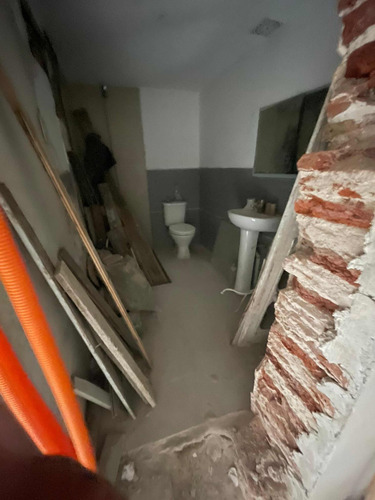 Dueño Vende Casa A Terminar Barrio Cordón Sur 3dorm Garage