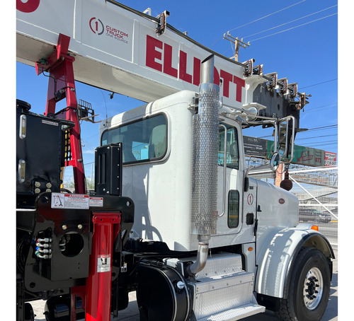 Grua Elliot Camion Peterbilt 2016 15ton