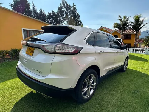 Ford Edge 3.5 Titanium