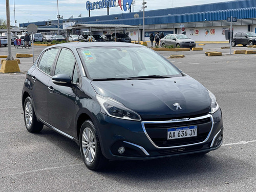 Peugeot 208 1.5 Allure Touchscreen