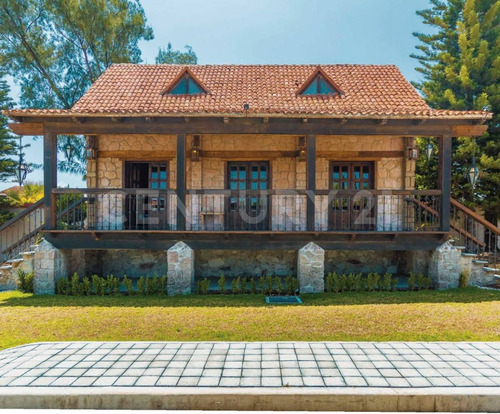 Departamento En Venta En Torre Aureal, Morillotla, Camino Real A Cholula, Puebla
