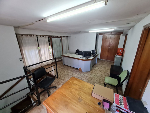 Imagen 12 de 15 de Venta Deposito Con Oficina Vestuario Hurlingham