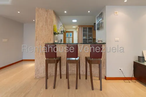Altamira Casa En Alquiler