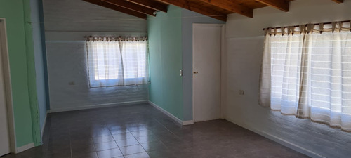 Casa En Venta- El Hoyo-chubut