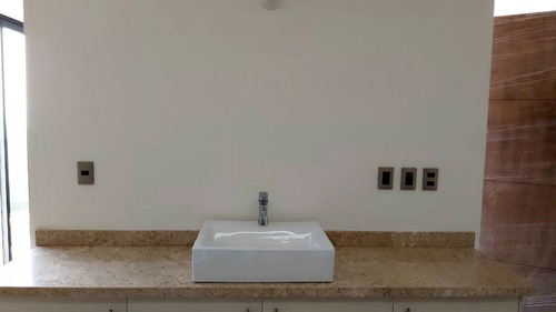 Imagen 9 de 17 de Preciosa Residencia En Zibatá, 4 Recamaras Con Baño, Roof Ga