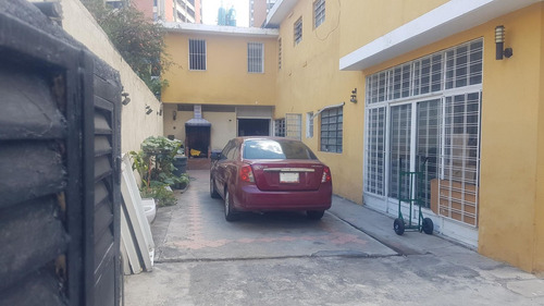 Imagen 12 de 14 de Ramiro E. Ruiz Vende Casa En El Paraíso Mls #22-823