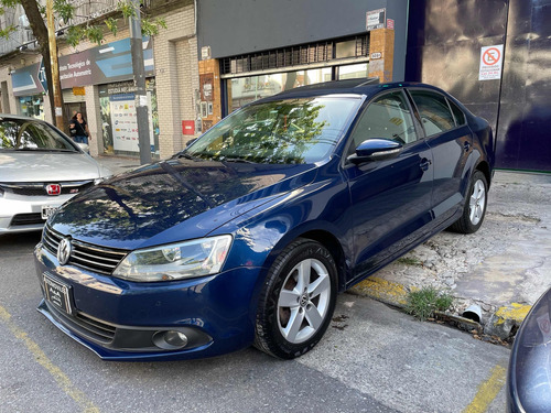 Volkswagen Vento 2.5 Luxury 170cv