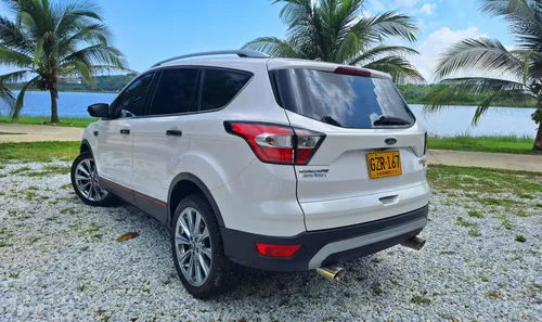 Ford Escape 2.0 Titanium