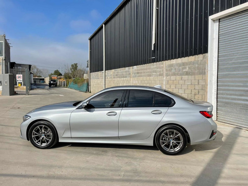 Imagen 7 de 9 de Bmw Serie 3 2021 2.0 320i Sedan Sportline