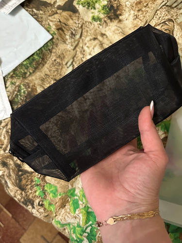 Imagem 8 de 9 de Kit 3 Bolsas De Malha Transparente Para Viagem E Uso