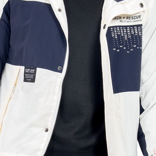 Chamarra Para Hombre Estampada Bicolor Con Contrastes Quarry