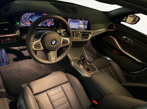 Imagem 2 de 4 de Bmw 320i 320i 2.0 Tb M Sport A.flex Flex Automático