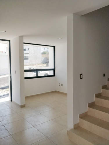 Imagen 8 de 22 de Casa En Venta En Fraccionamiento Punta Esmeralda, Corregidora Querétaro