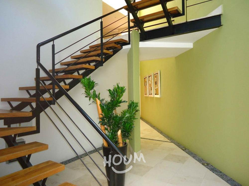 Casa En Jacarandas, Querétaro Con 3 Recámaras, 392 M², Id: 155560