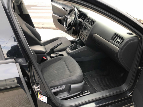 Imagen 12 de 18 de Volkswagen Vento Tdi 2016