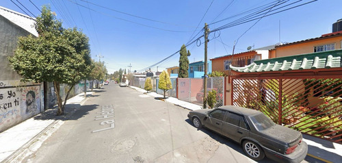 Casa 3 Recamaras, 2 Estacionamientos, 2 Baños.