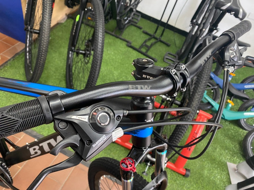 Imagen 6 de 10 de Bicicleta Montañera Rin 27.5 Marca Btw Aluminio Shimano