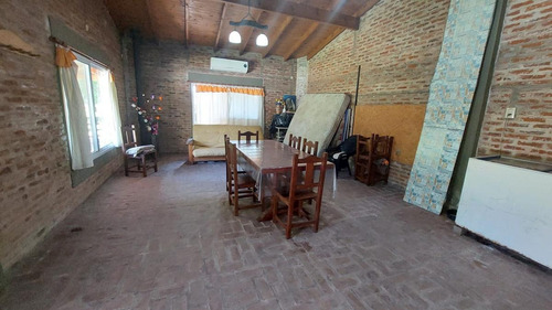 Imagen 14 de 22 de Excelente Quinta Con Pileta Y Gran Parque A La Venta En Abbott - Monte