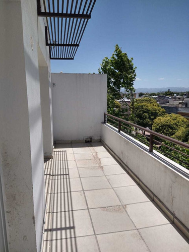 Imagen 1 de 12 de Departamento En Venta - 2 Dormitorios - Barrio Alta Cordoba