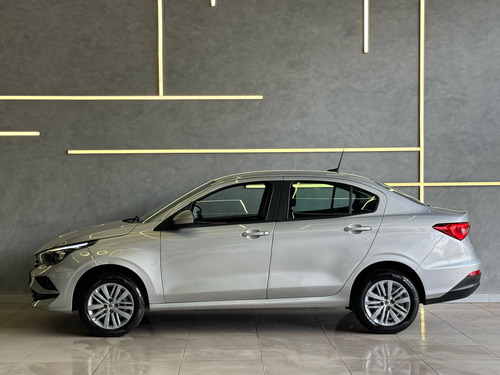 Fiat Cronos 1.0 Drive Flex 4p