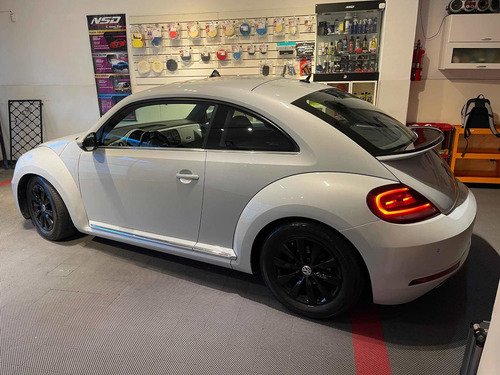 Imagen 2 de 5 de Volkswagen The Beetle 1.4 Design Dsg 2017