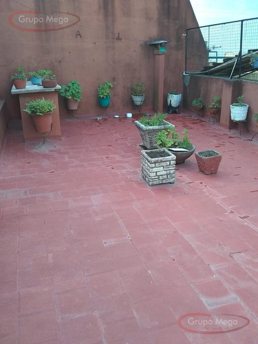 Imagen 17 de 21 de Ph 2 Amb Al Frente Con Patio Con Toldo Rebatible Y Terraza!