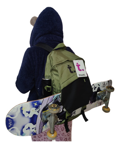 Mochila Juvenil Ruz Truzt Verde Porta Skate Bolsa Secreta Laptop