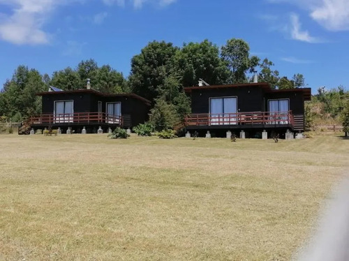 Parcela Vista Al Lago Con 2 Cabañas 60m2 Cada Una