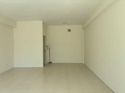 Renta De Local Comercial En San Ramón Norte De 40.71 M2