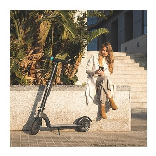 Imagen 2 de 6 de Monopatin Scooter Elect Logus L8 10´´ 700w - 12.9 Ah