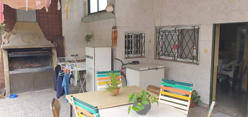 Casa En Venta En Lanús Oeste