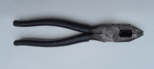 Antigo Alicate Crescent Universal (Usado)