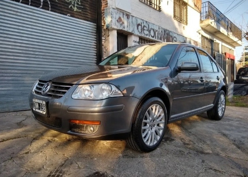 Volkswagen Bora 1.8 Highline T 180cv 2010