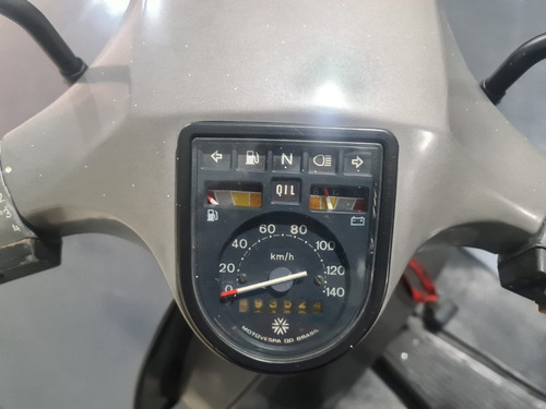 Imagem 4 de 7 de Piaggio Vespa Px200e