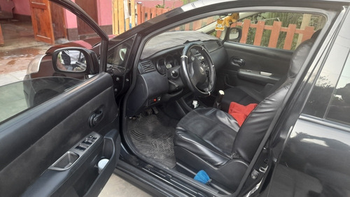 Imagen 17 de 25 de Nissan Tiida Tiida 1.6 2014