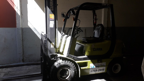Autoelevador Clark Cmp 25g Modelo 2005 Nafta Gas Titular