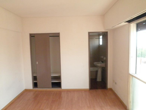 Imagen 8 de 9 de Departamento - Olivos-vias/rio