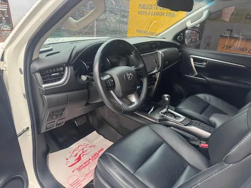 Toyota Fortuner Srv 2.8cc 4x4 Diesel At Aa