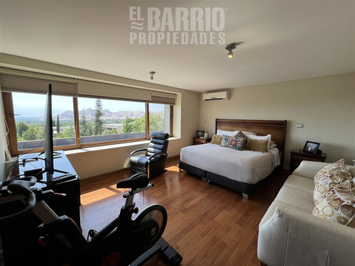 Casa En Venta De 5 Dorm. En Piedra Roja, Chicureo